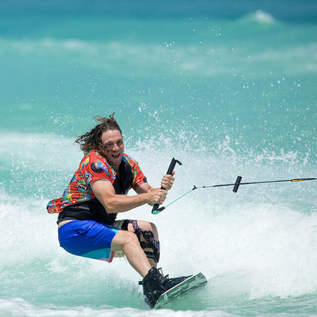 What's the Difference Between Wakeboard and Water Ski Handles and Ropes?